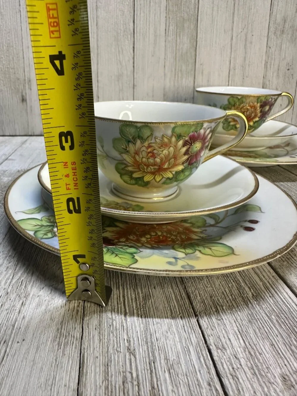 Vintage Shofu China Tea Cups & Saucers Floral Design Gold Rim Japan - Set of 2